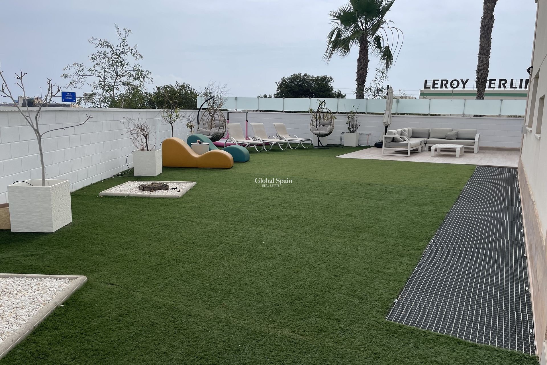 Wederverkoop - Villa -
CABO ROIG