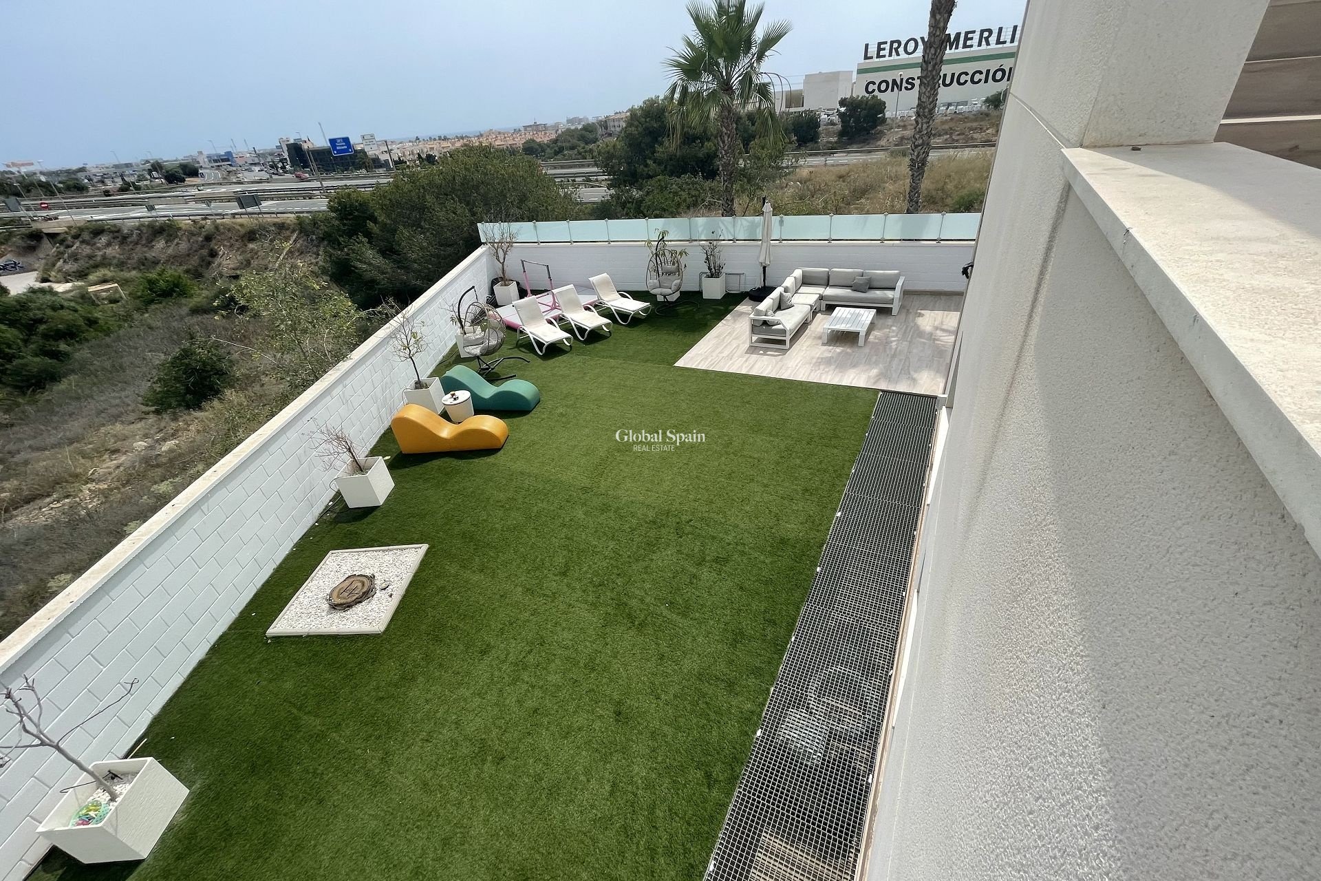 Wederverkoop - Villa -
CABO ROIG