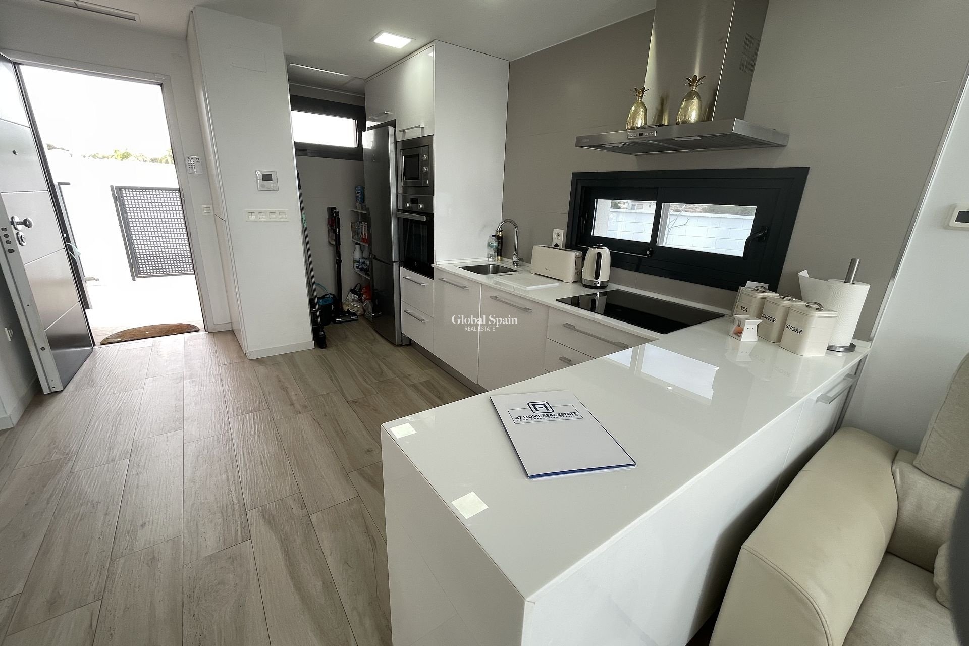 Wederverkoop - Villa -
CABO ROIG