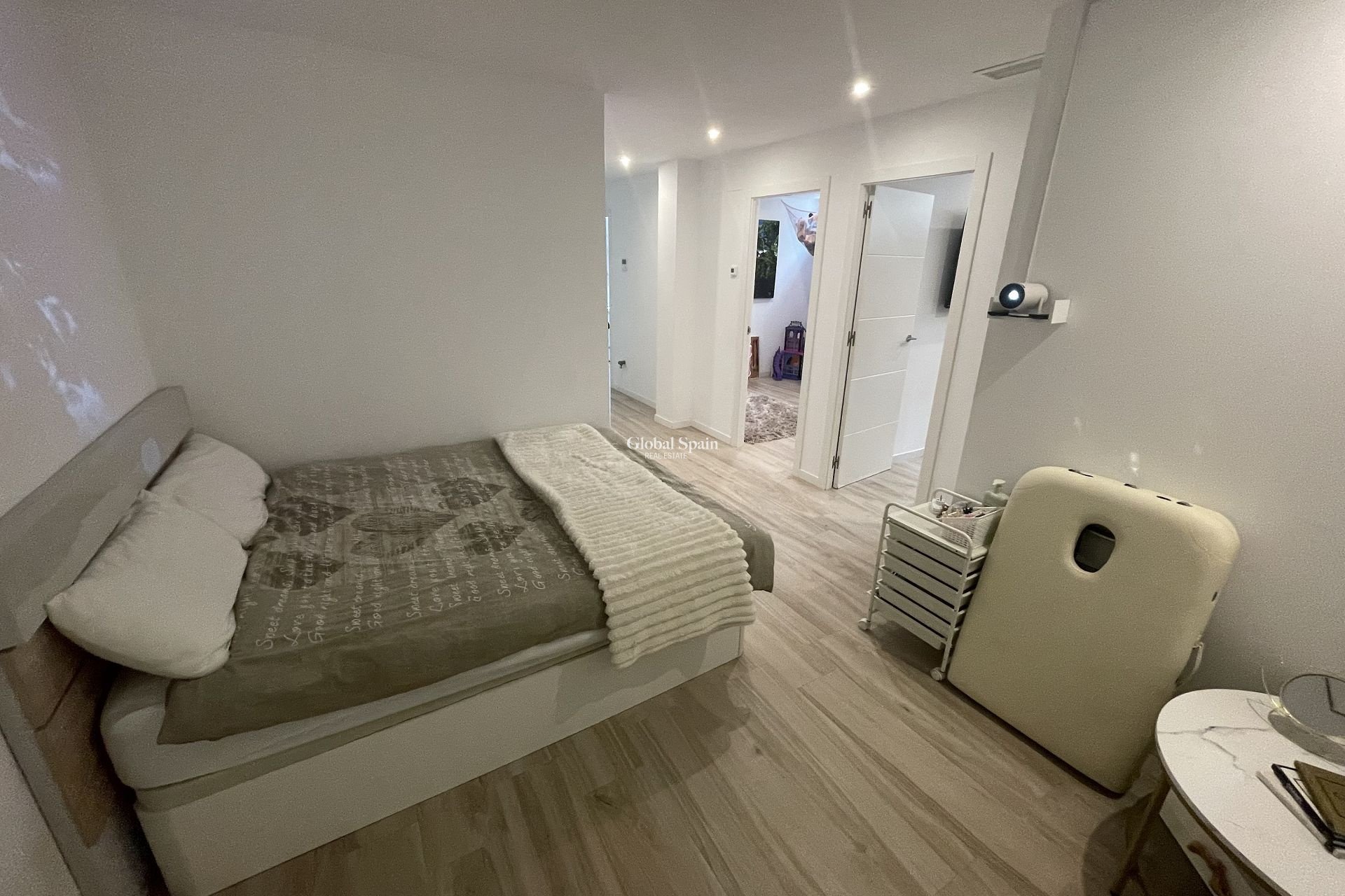 Wederverkoop - Villa -
CABO ROIG