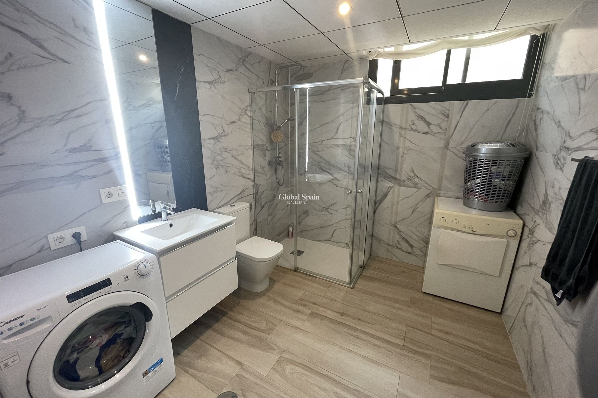 Wederverkoop - Villa -
CABO ROIG