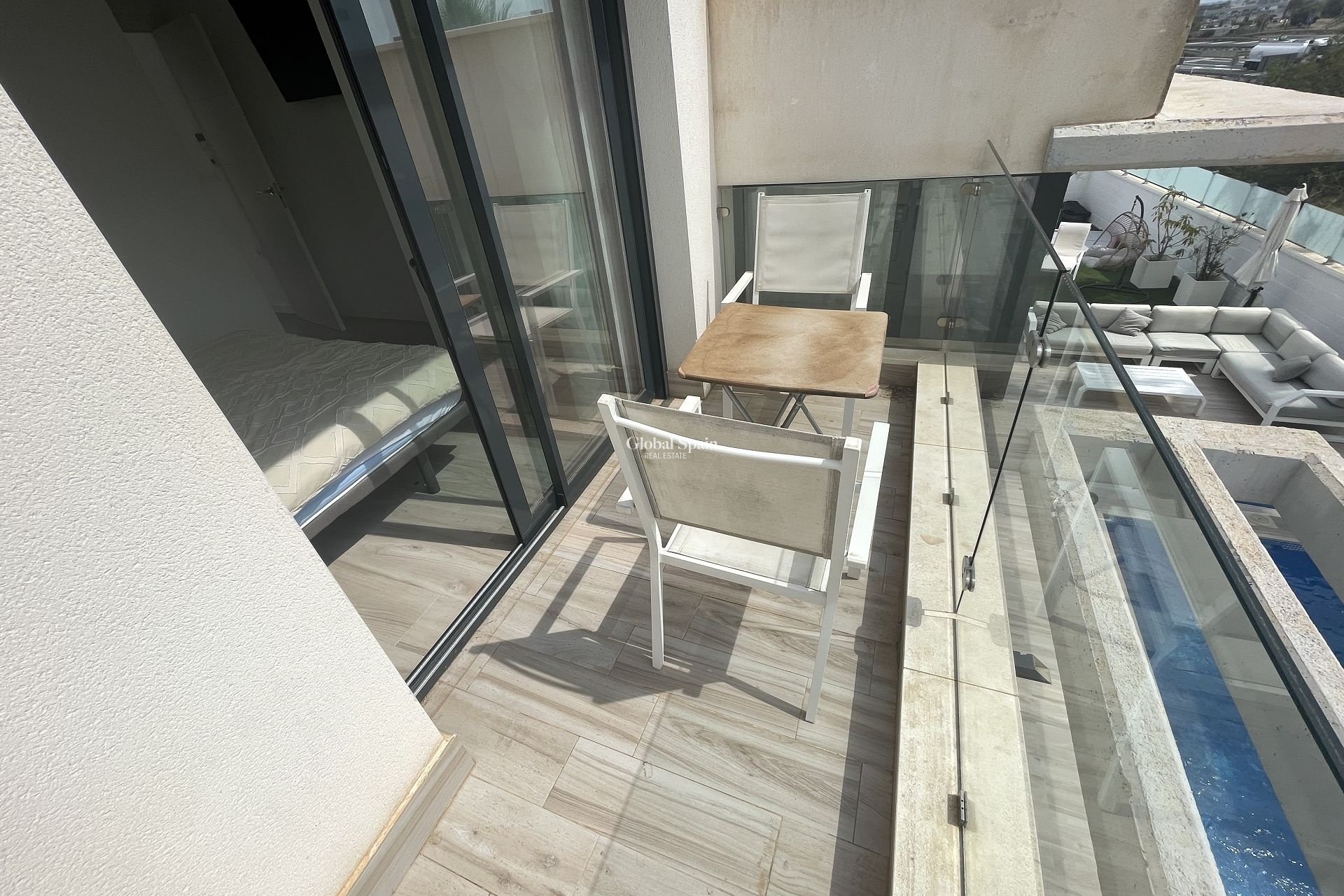 Wederverkoop - Villa -
CABO ROIG