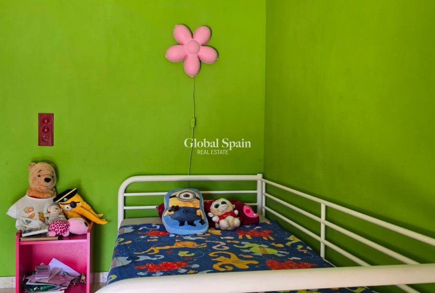 Wederverkoop - VILLA -
CALLOSA D'EN SARRIÀ - Callosa De Ensarrià