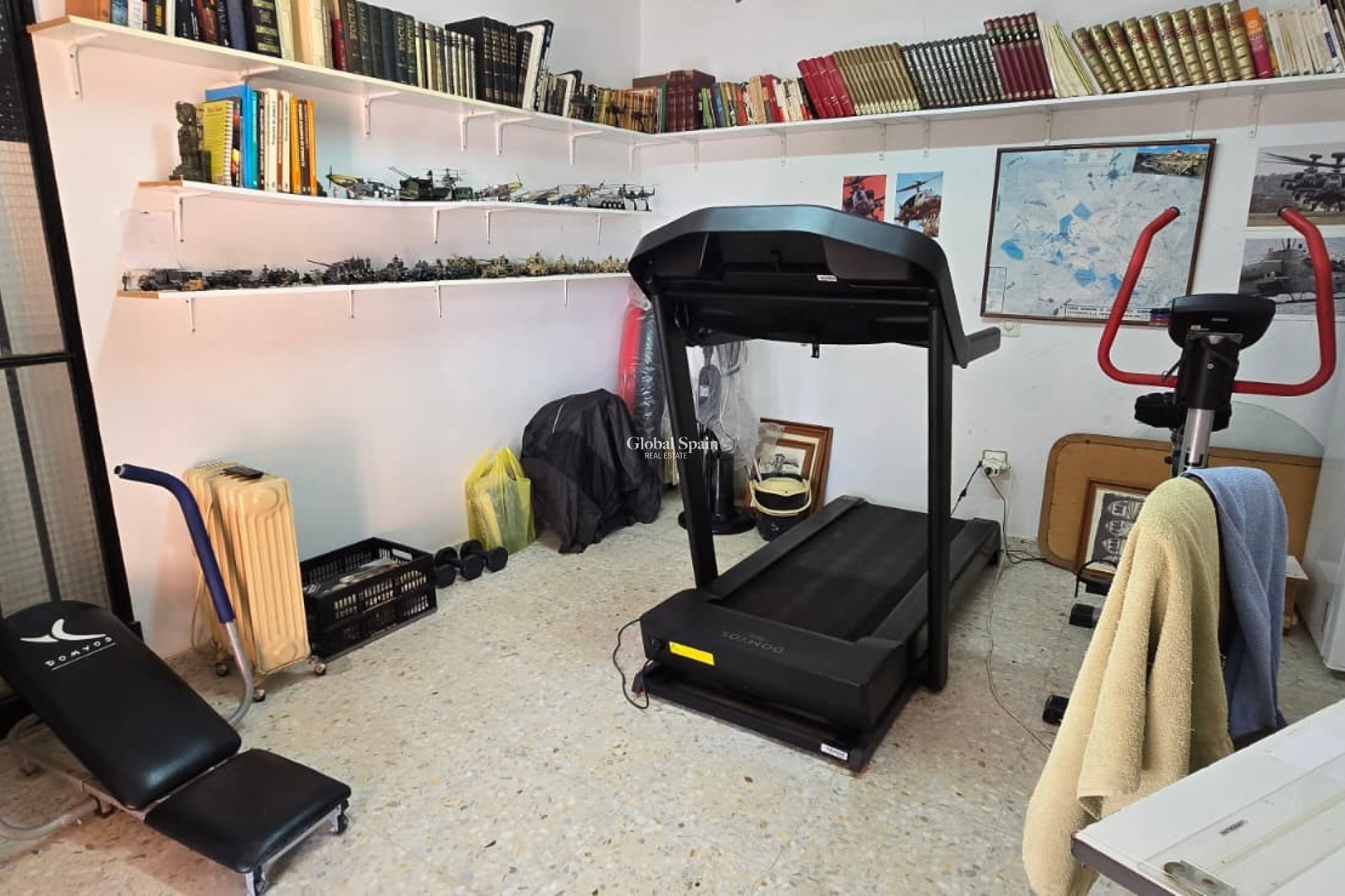 Wederverkoop - VILLA -
CALLOSA D'EN SARRIÀ - Callosa De Ensarrià