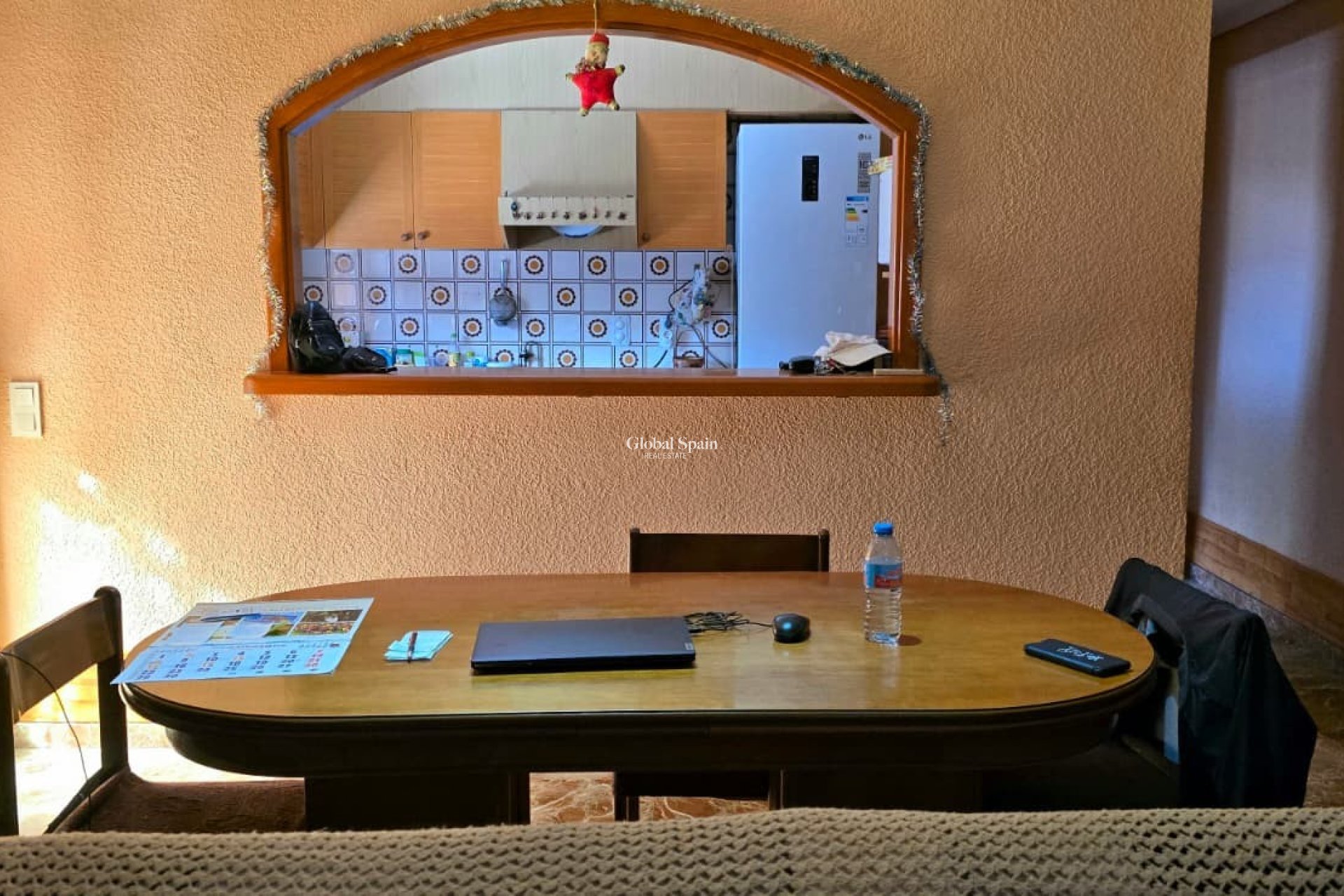 Wederverkoop - VILLA -
CALLOSA D'EN SARRIÀ - Callosa De Ensarrià