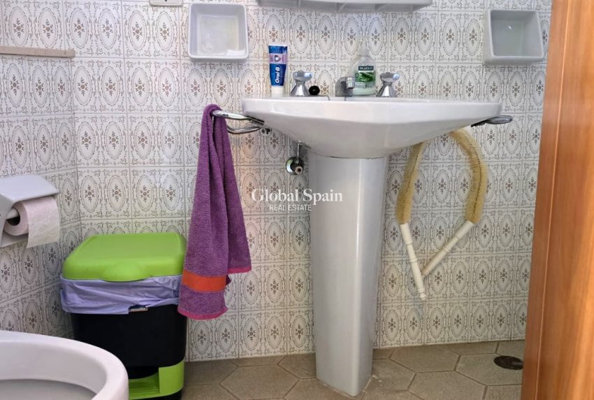 Wederverkoop - VILLA -
CALLOSA D'EN SARRIÀ - Callosa De Ensarrià