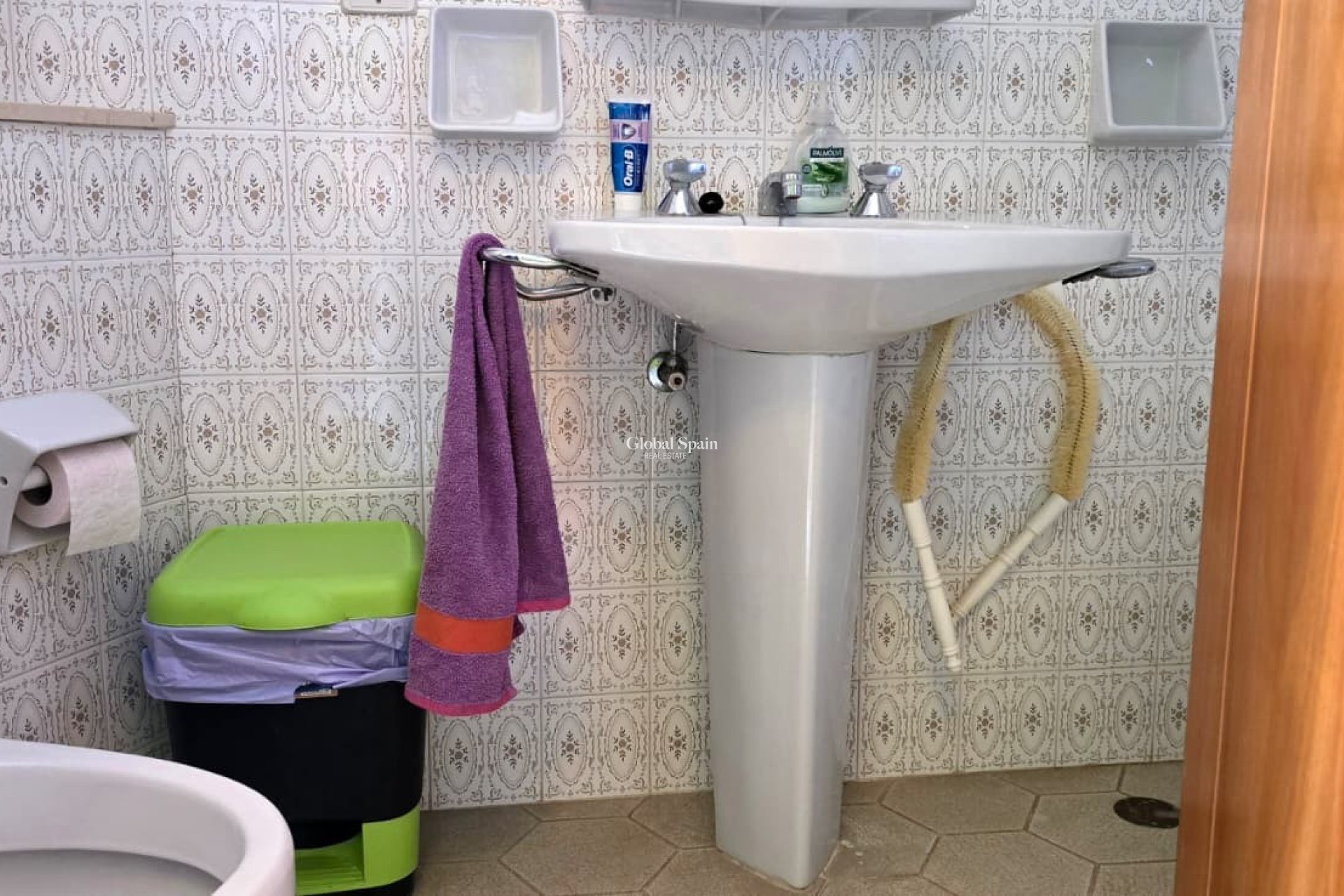 Wederverkoop - VILLA -
CALLOSA D'EN SARRIÀ - Callosa De Ensarrià