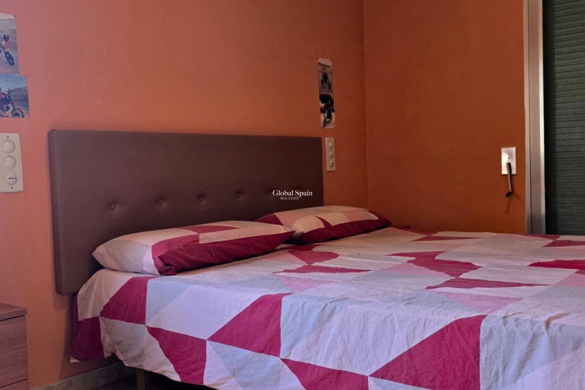 Wederverkoop - VILLA -
CALLOSA D'EN SARRIÀ - Callosa De Ensarrià