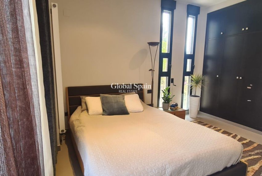 Wederverkoop - VILLA -
CALPE - Costa Blanca