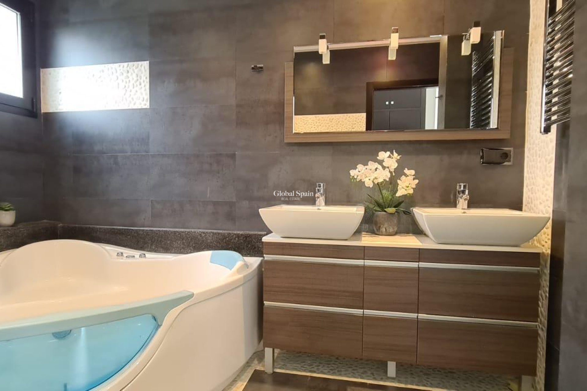 Wederverkoop - VILLA -
CALPE - Costa Blanca