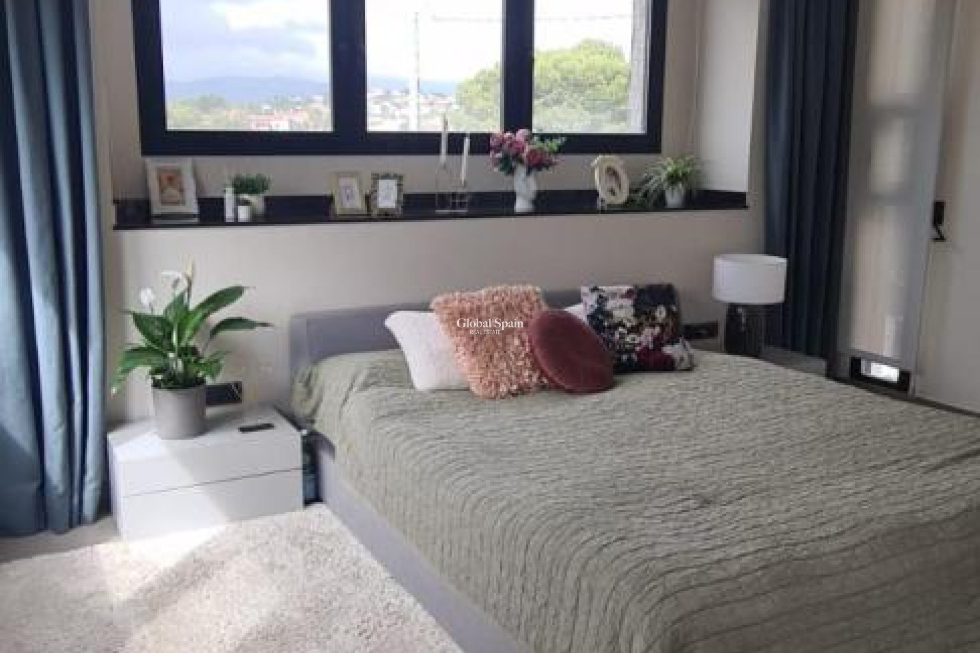 Wederverkoop - VILLA -
CALPE - Costa Blanca