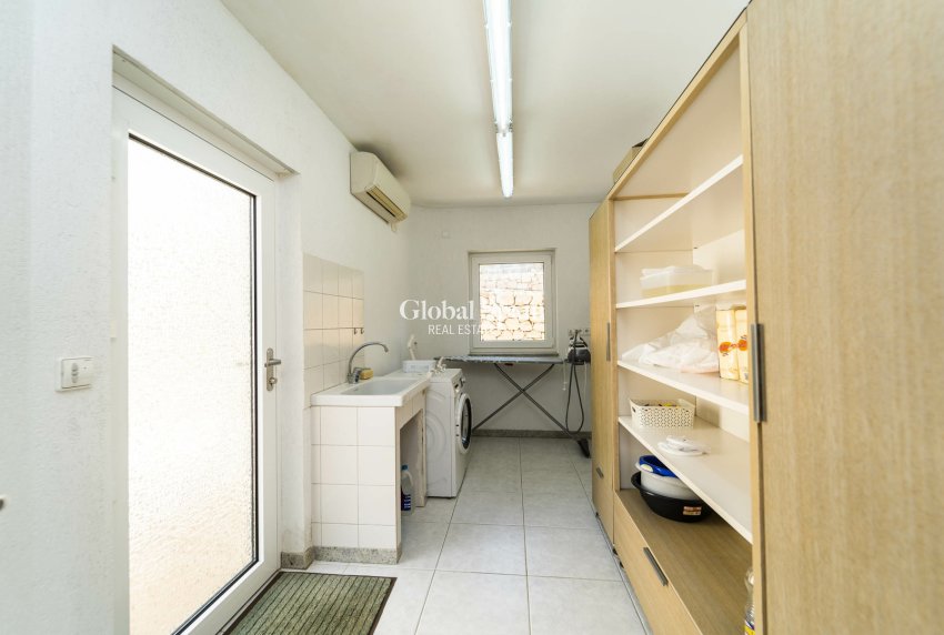 Wederverkoop - VILLA -
CALPE - Costa Blanca