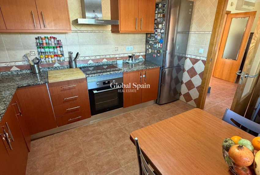 Wederverkoop - VILLA -
CALPE - Costa Blanca