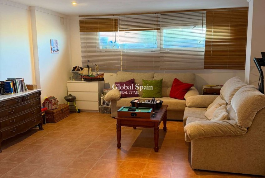 Wederverkoop - VILLA -
CALPE - Costa Blanca