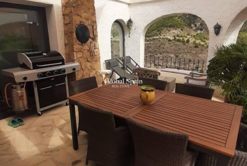 Wederverkoop - VILLA -
CALPE - Costa Blanca