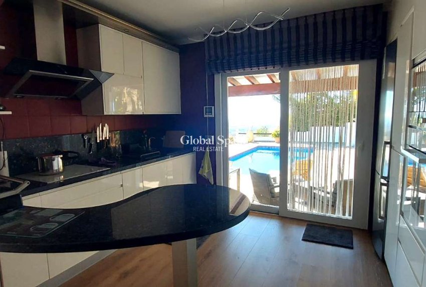 Wederverkoop - VILLA -
CALPE - Costa Blanca