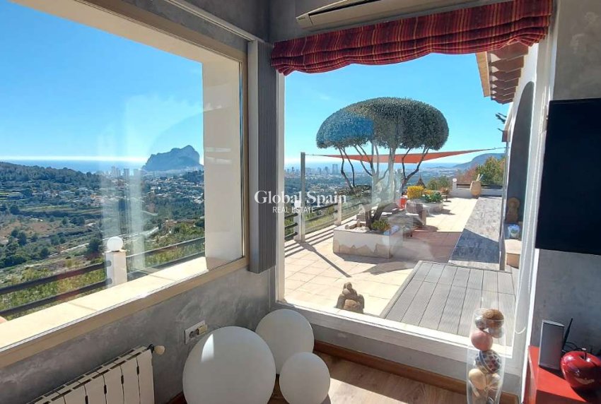 Wederverkoop - VILLA -
CALPE - Costa Blanca
