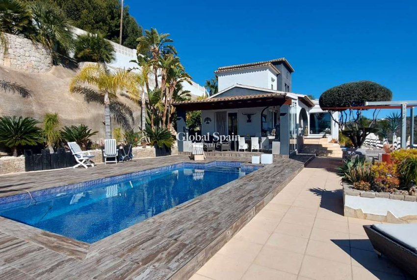 Wederverkoop - VILLA -
CALPE - Costa Blanca