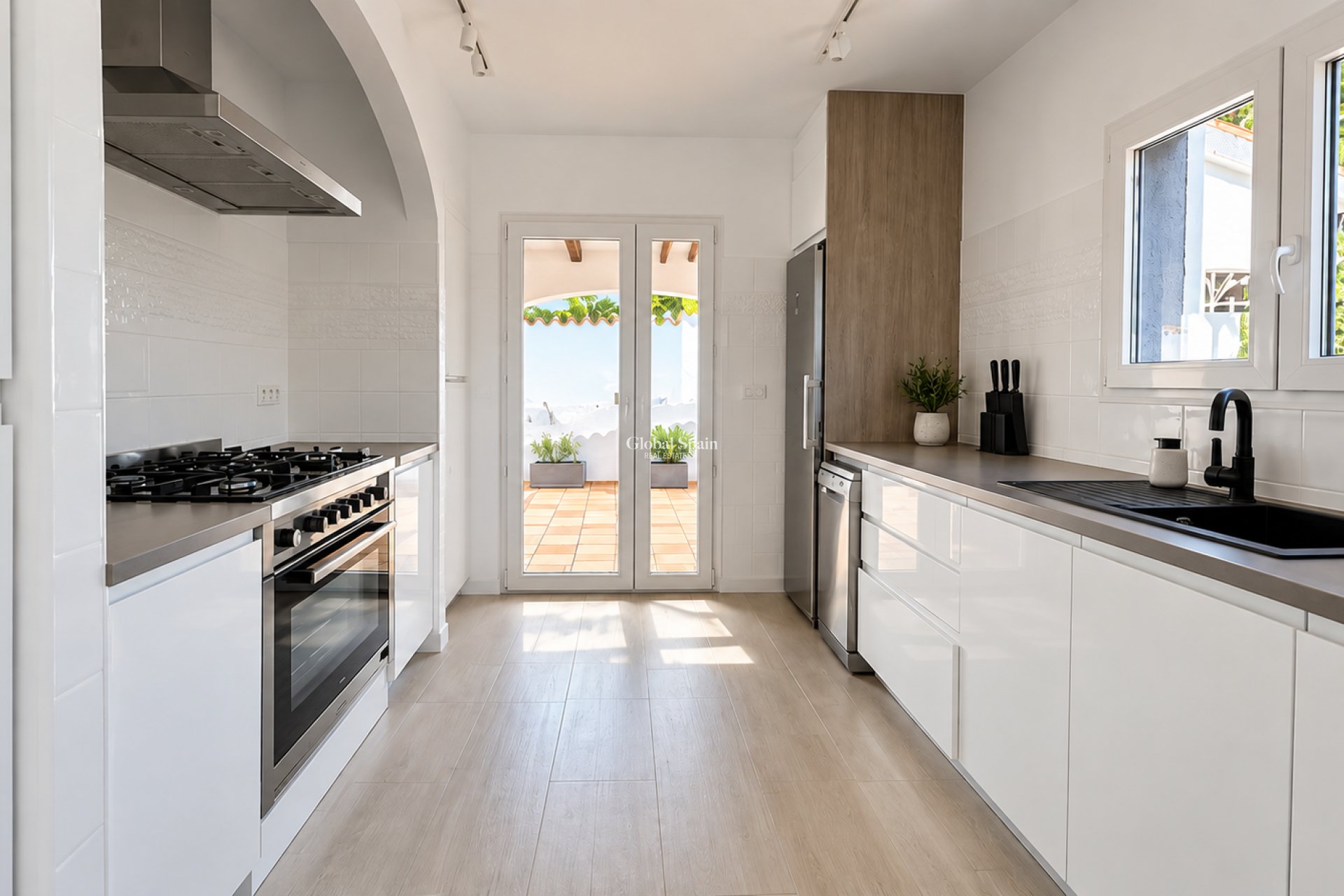 Wederverkoop - VILLA -
CALPE - Zona Levante - Playa Fossa