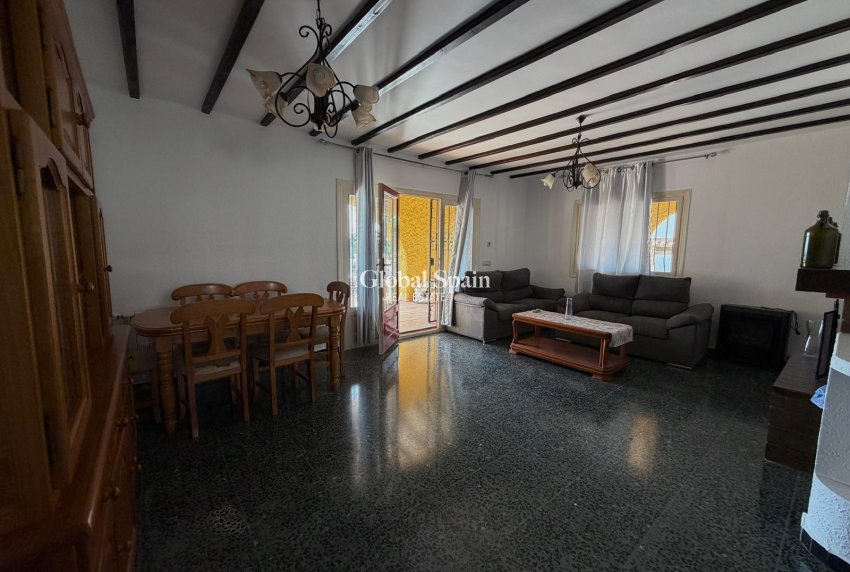 Wederverkoop - VILLA -
CALPE - Zona Playa del Bol - Puerto