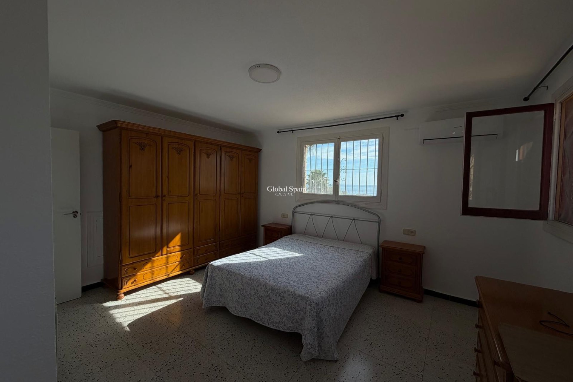 Wederverkoop - VILLA -
CALPE - Zona Playa del Bol - Puerto