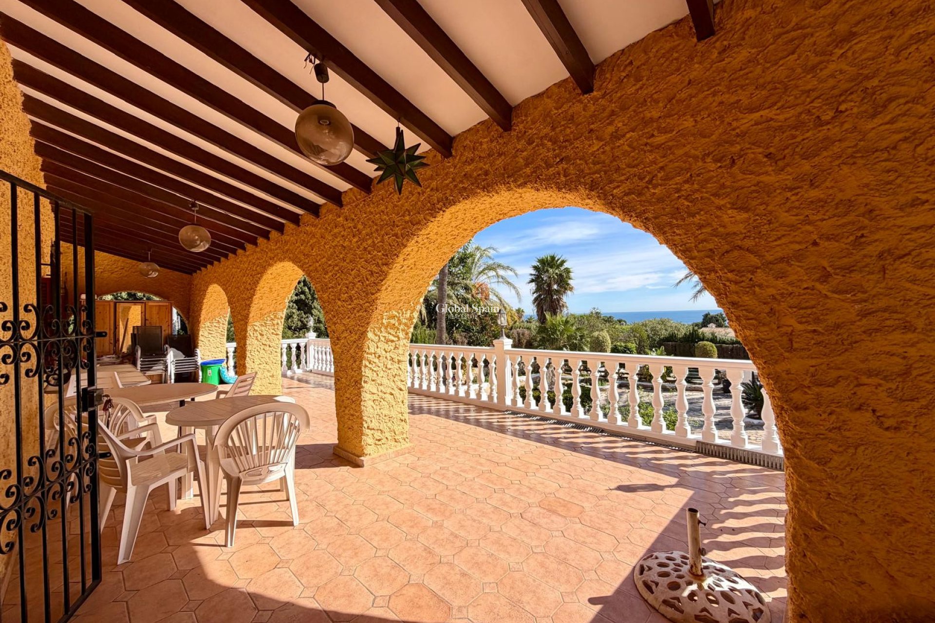 Wederverkoop - VILLA -
CALPE - Zona Playa del Bol - Puerto