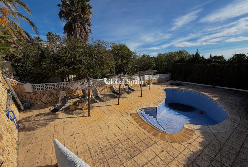 Wederverkoop - VILLA -
CALPE - Zona Playa del Bol - Puerto