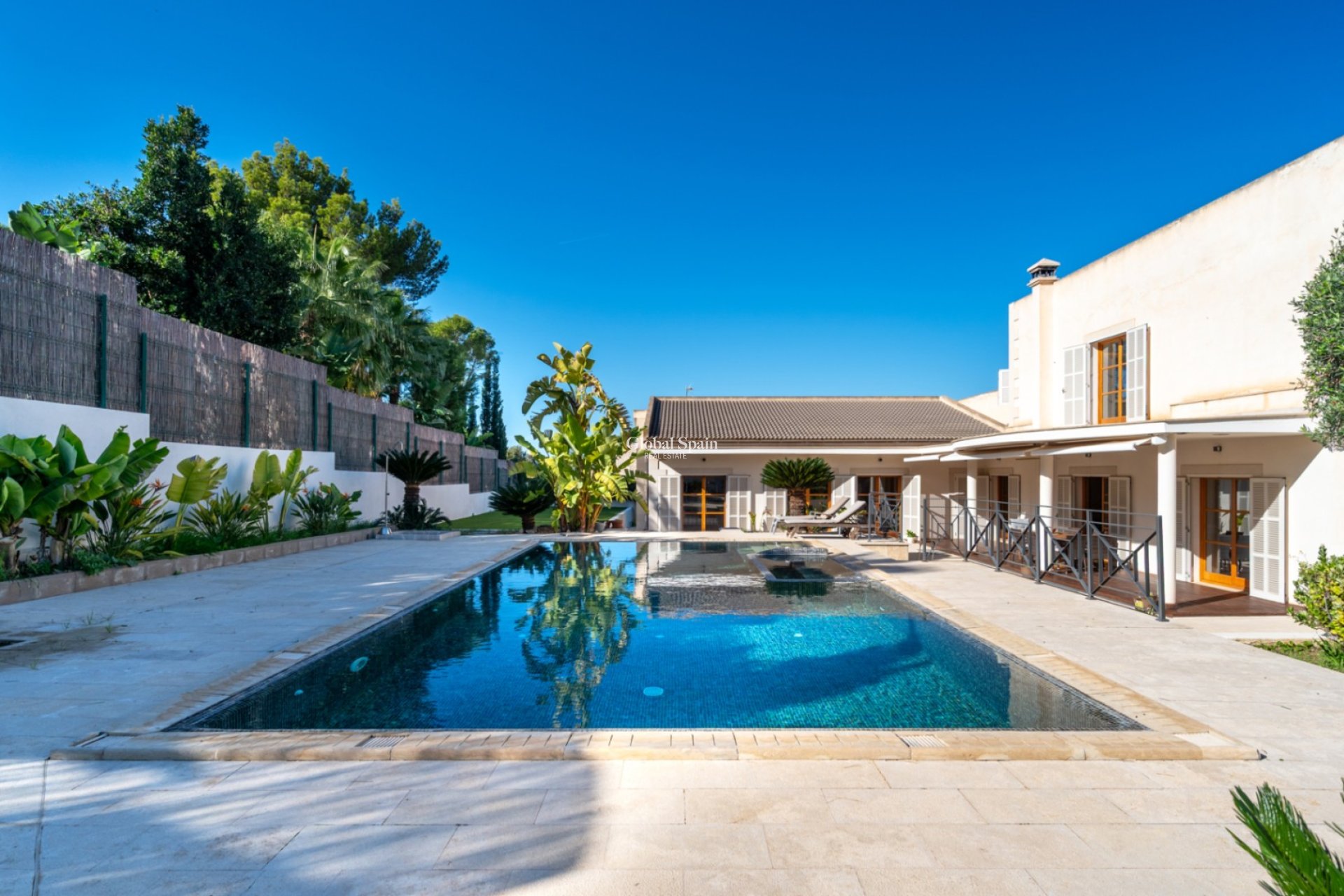 Wederverkoop - VILLA -
Calviá - Mallorca