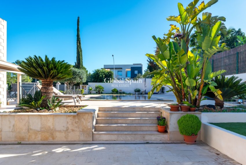 Wederverkoop - VILLA -
Calviá - Mallorca