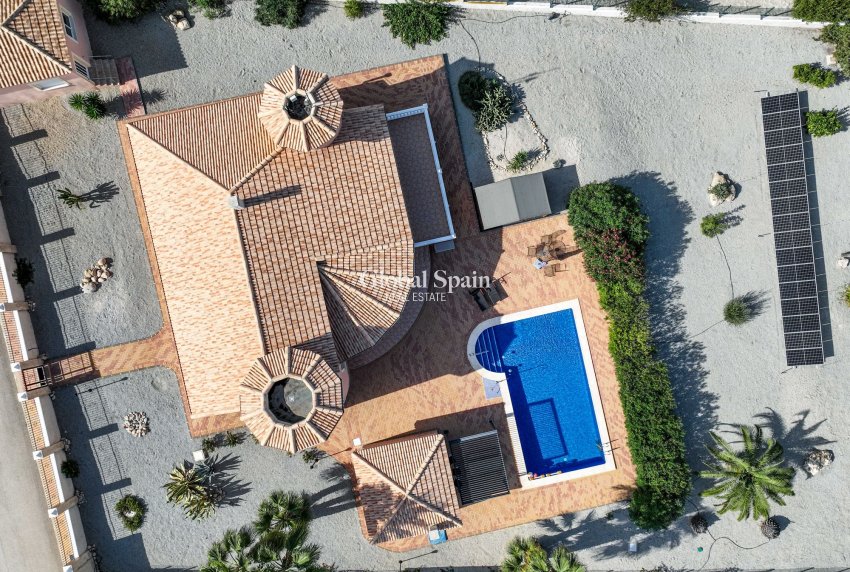 Wederverkoop - Villa -
Campos Del Rio