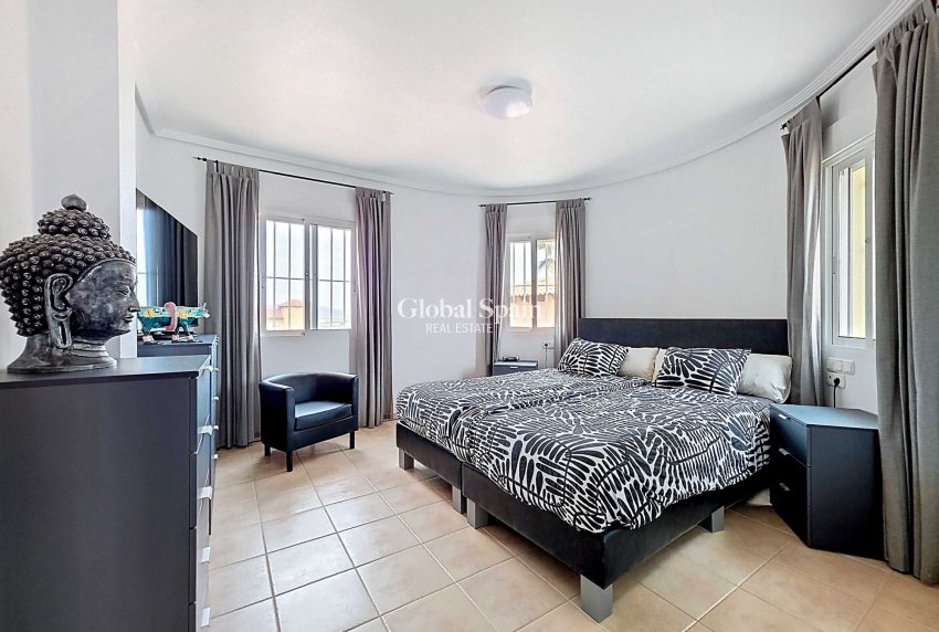 Wederverkoop - Villa -
Campos Del Rio