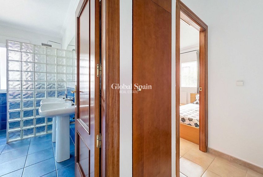 Wederverkoop - Villa -
Campos Del Rio