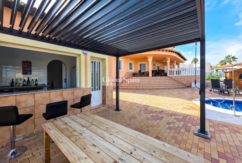 Wederverkoop - Villa -
Campos Del Rio