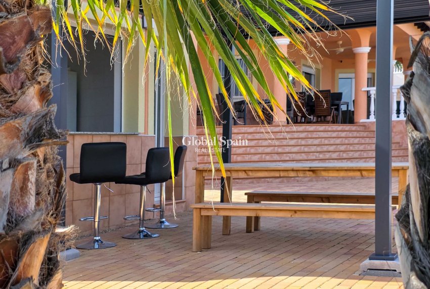 Wederverkoop - Villa -
Campos Del Rio