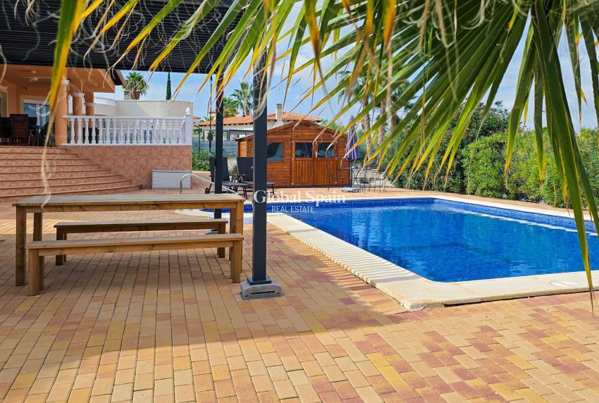 Wederverkoop - Villa -
Campos Del Rio