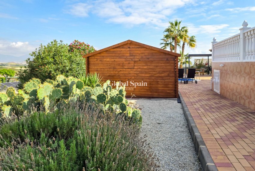 Wederverkoop - Villa -
Campos Del Rio