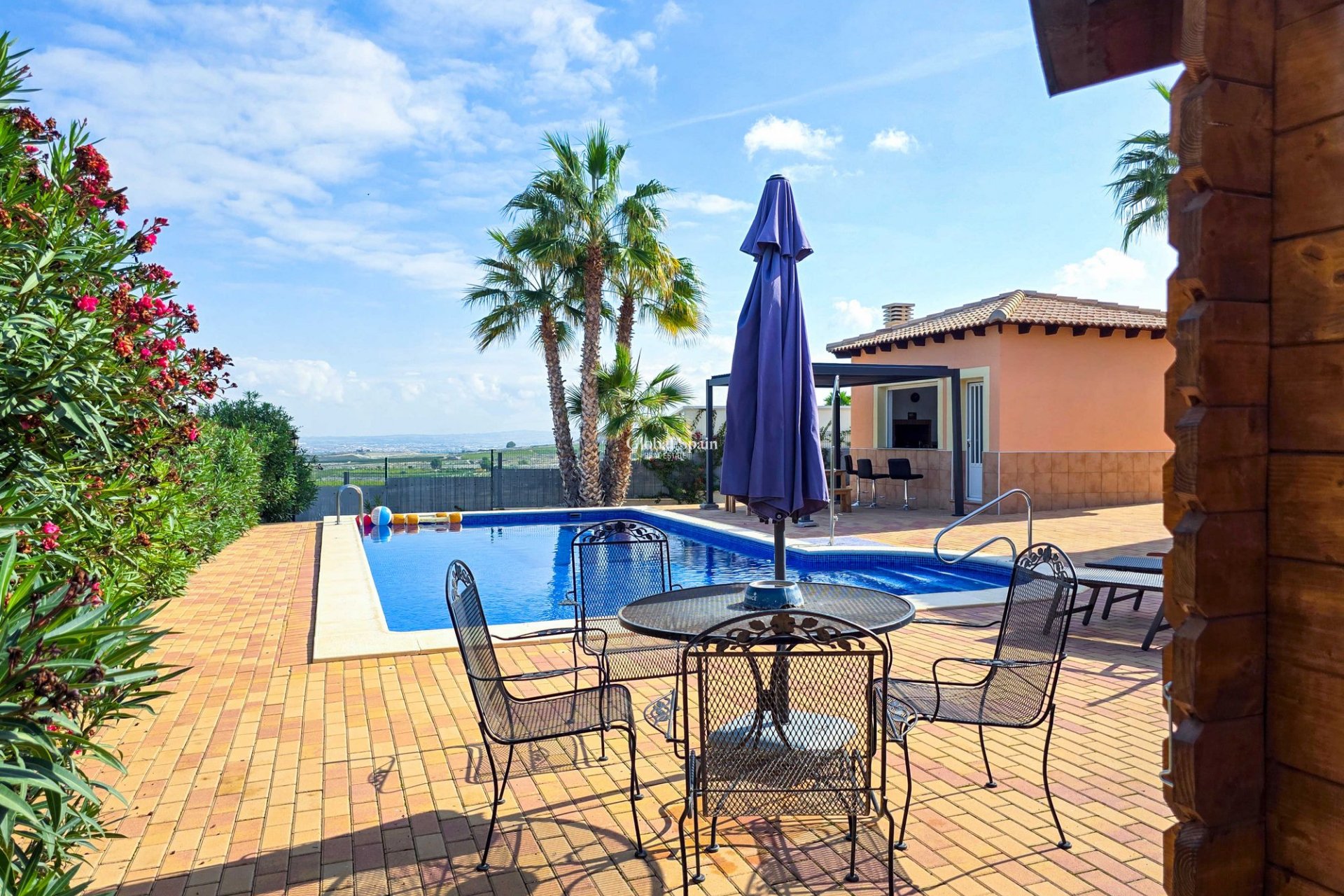 Wederverkoop - Villa -
Campos Del Rio