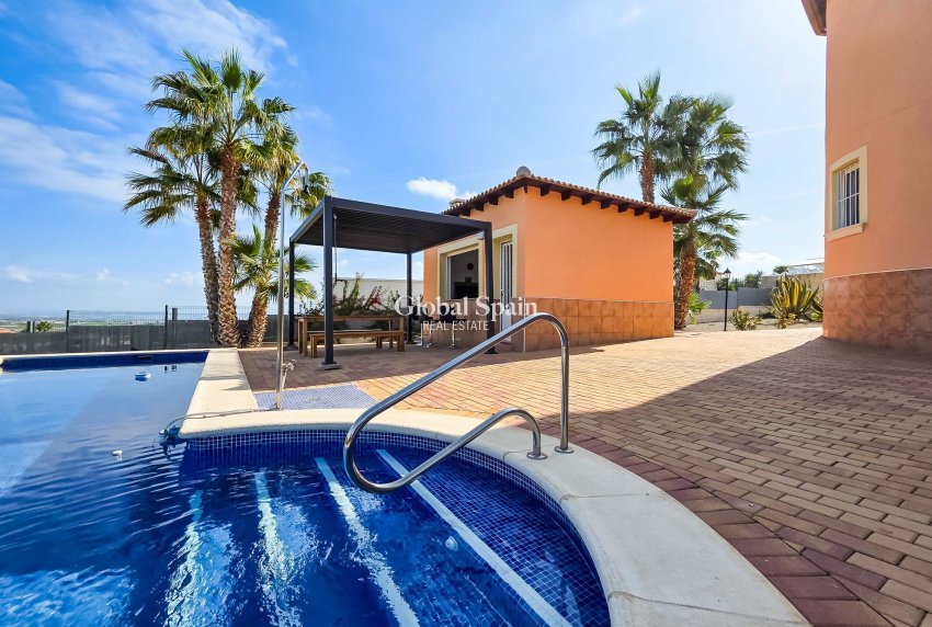 Wederverkoop - Villa -
Campos Del Rio