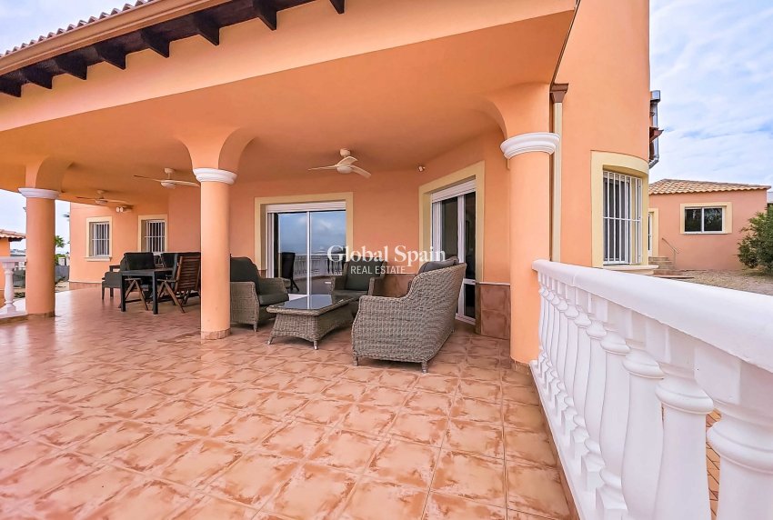 Wederverkoop - Villa -
Campos Del Rio