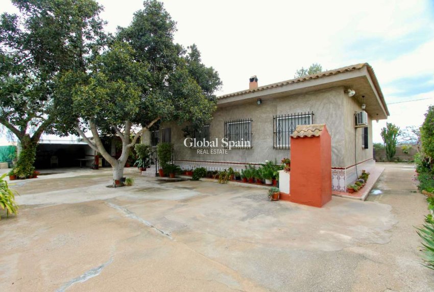 Wederverkoop - VILLA -
CAÑADAS DE SAN PEDRO - Inland