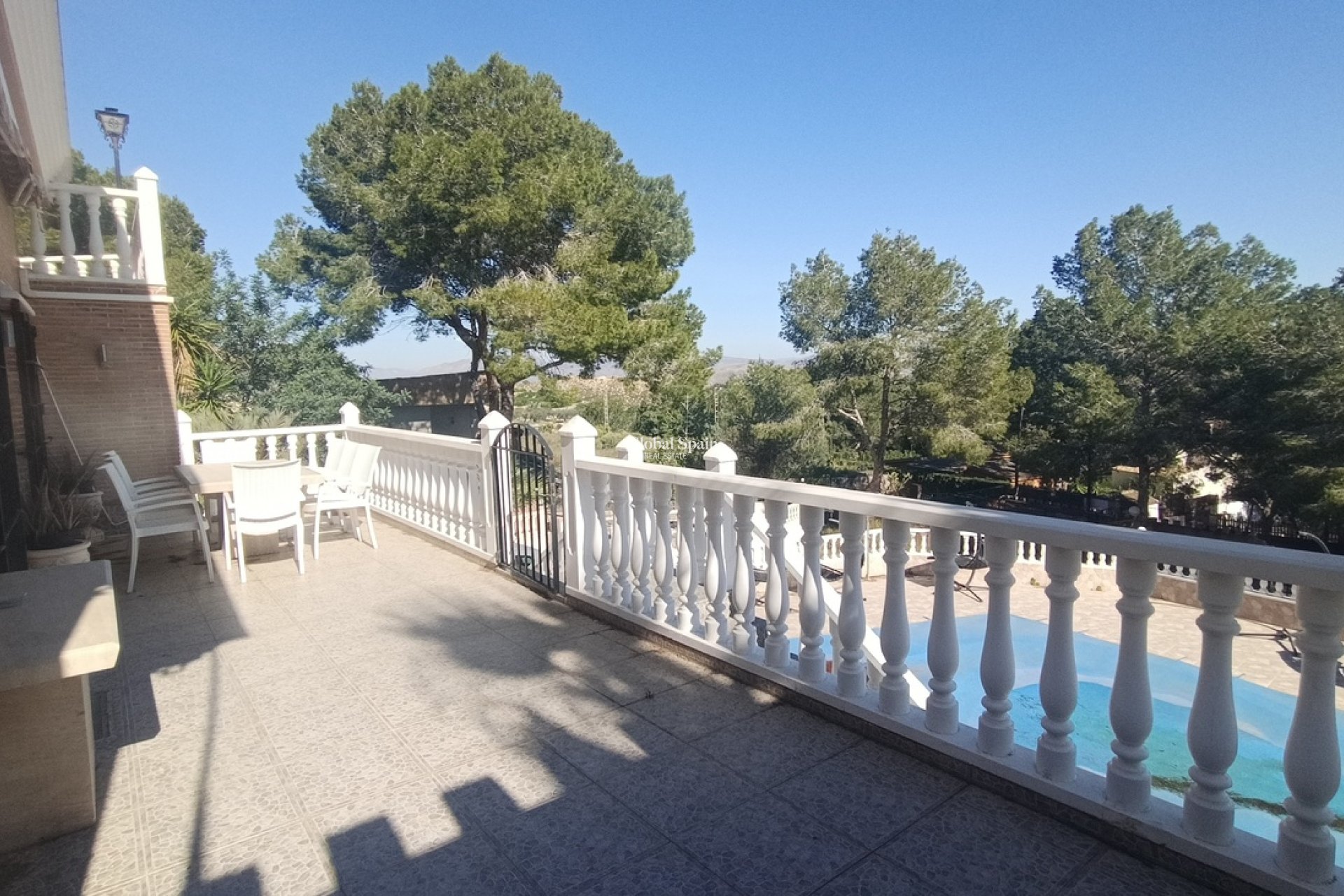 Wederverkoop - VILLA -
CAÑADAS DE SAN PEDRO - Inland