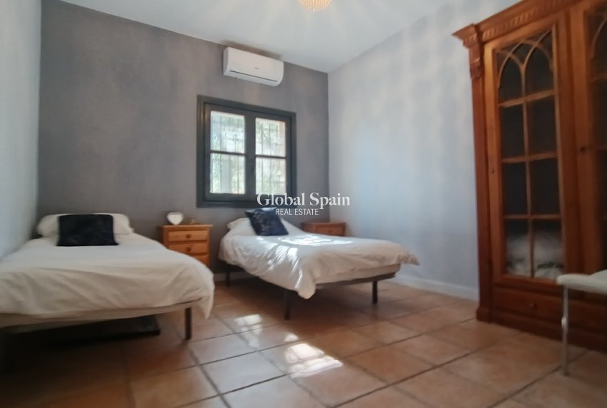 Wederverkoop - VILLA -
CAÑADAS DE SAN PEDRO - Inland