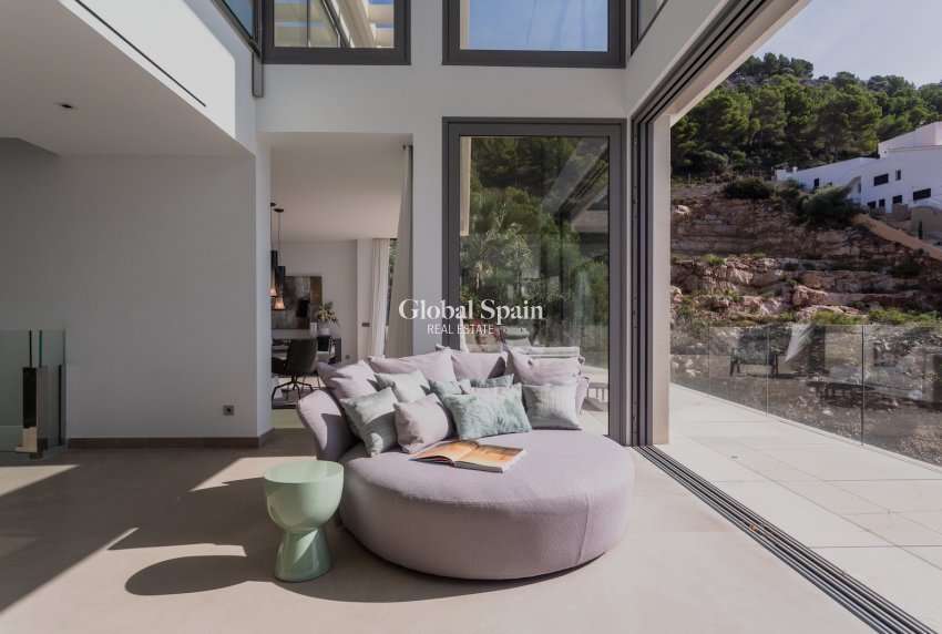 Wederverkoop - VILLA -
CANYAMEL