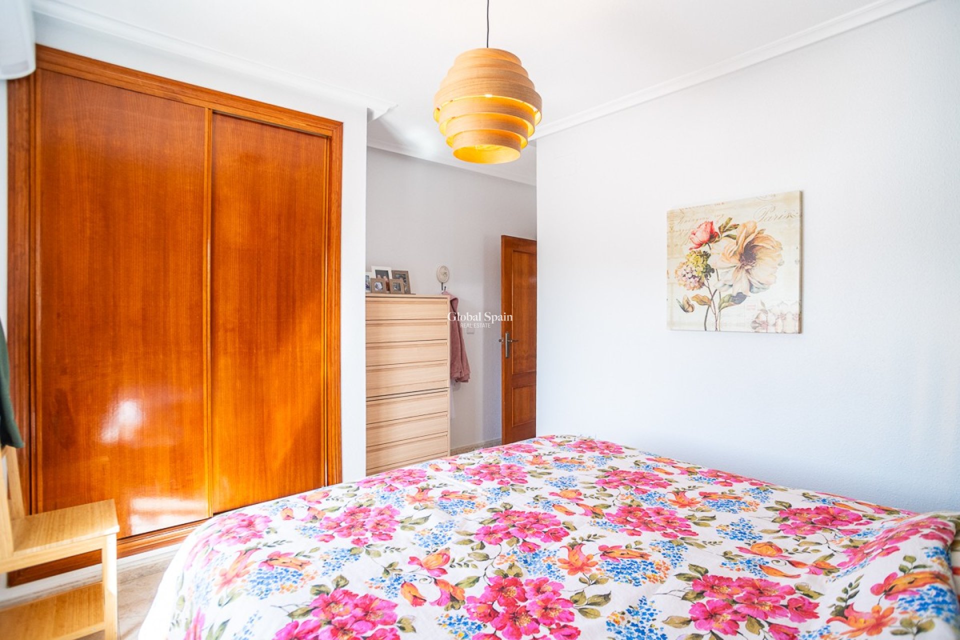 Wederverkoop - VILLA -
CATRAL - Catral