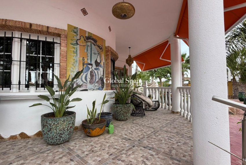 Wederverkoop - VILLA -
CATRAL - Comunidad Valenciana
