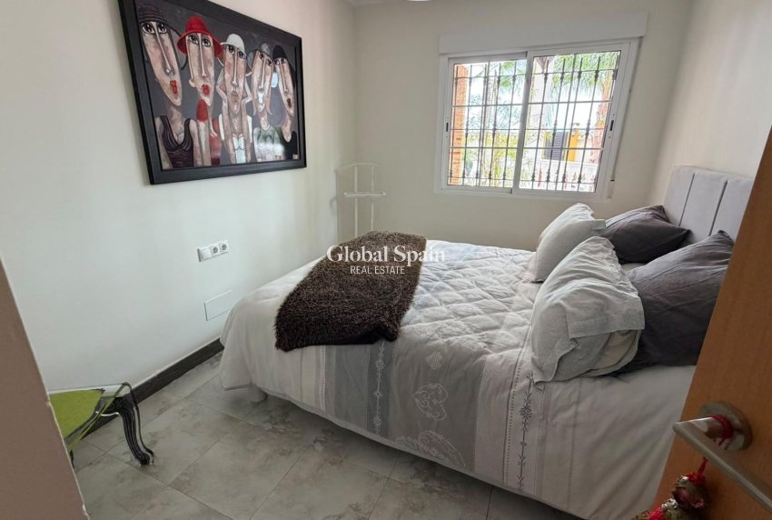 Wederverkoop - VILLA -
CATRAL - Comunidad Valenciana