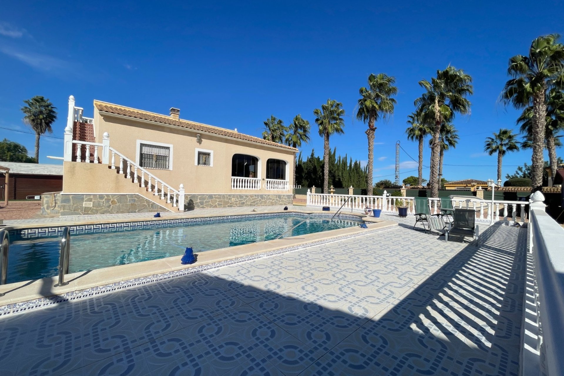 Wederverkoop - VILLA -
CATRAL - Costa Blanca
