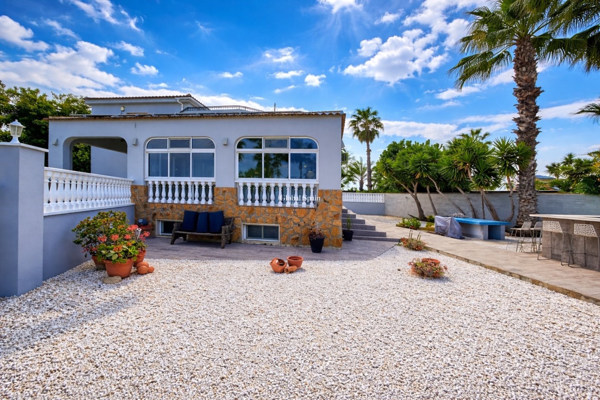 Wederverkoop - VILLA -
CATRAL - Costa Blanca