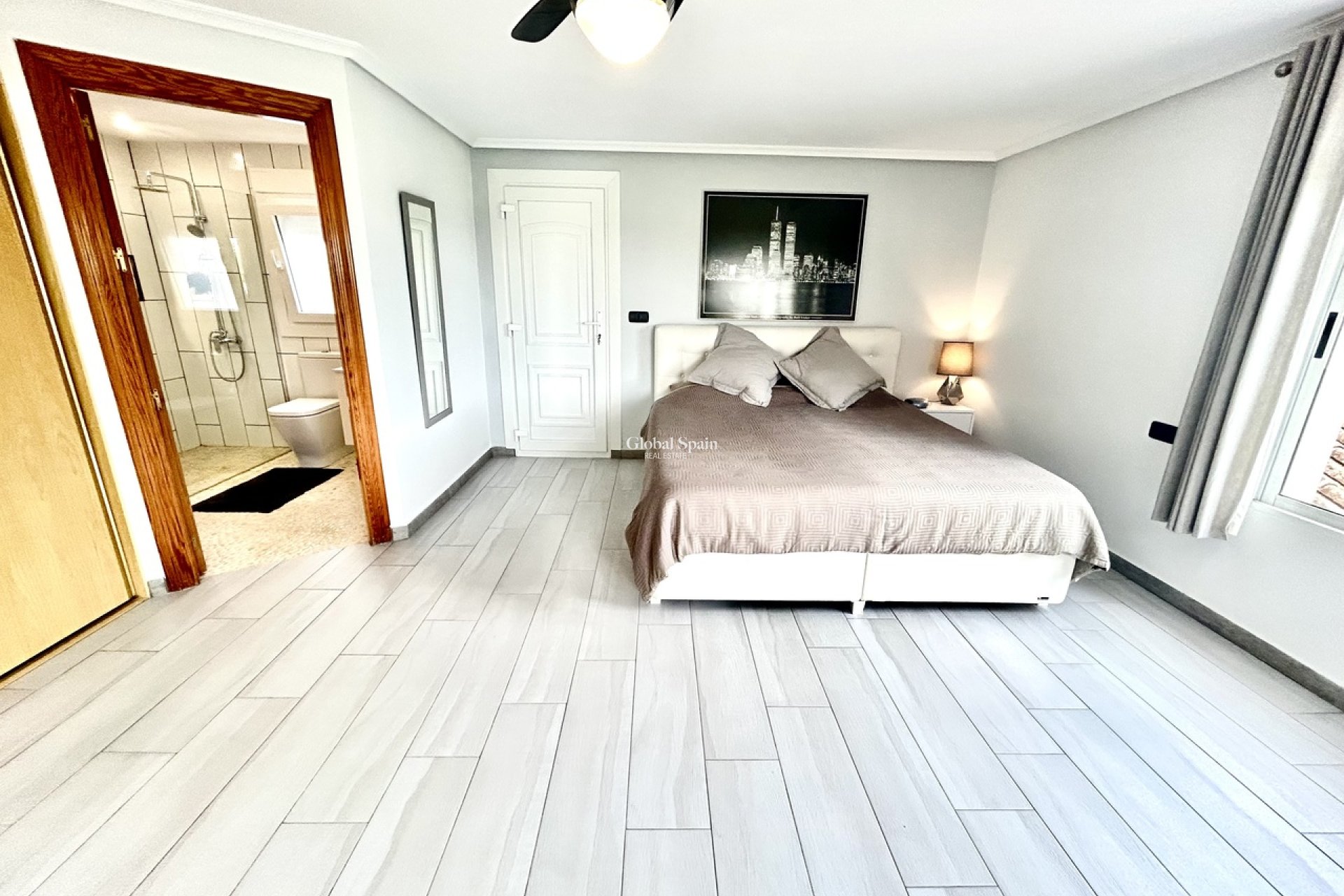 Wederverkoop - VILLA -
CATRAL - Costa Blanca