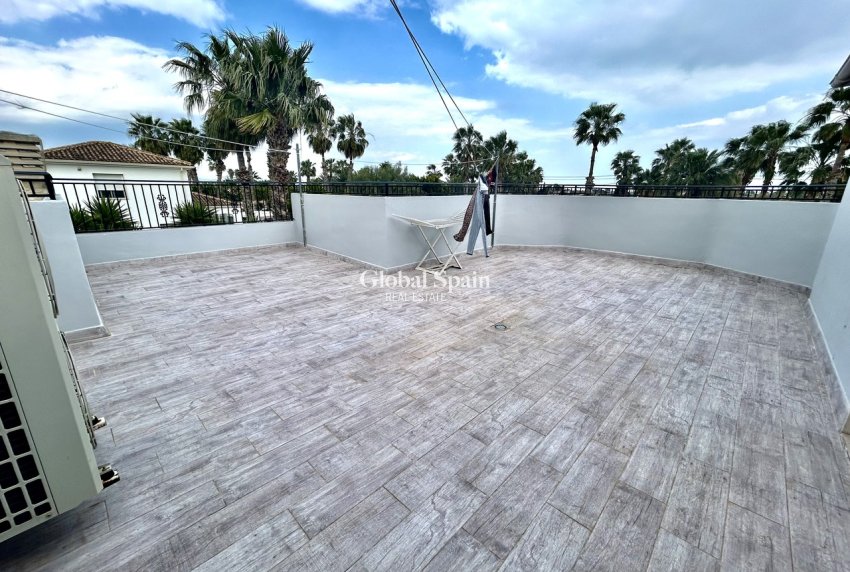 Wederverkoop - VILLA -
CATRAL - Costa Blanca